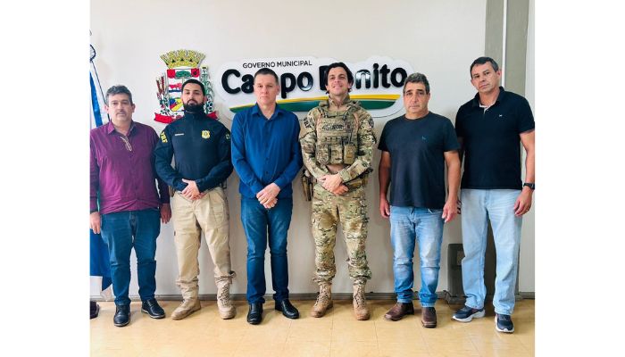 Foto - Assessoria  Campo Bonito - Prefeito Mario Weber recebe agentes da Polícia Rodoviária Federal para firmar acordo técnico de cooperação